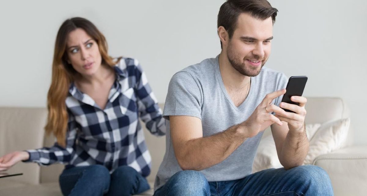 Cara Menyadari Kecurigaan Pasangan Secara Sehat Dan Dewasa