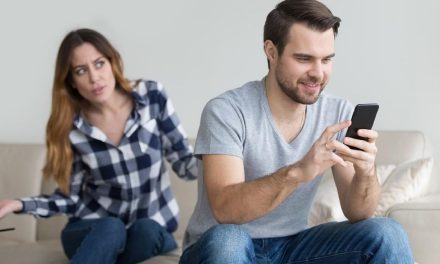 Cara Menyadari Kecurigaan Pasangan Secara Sehat Dan Dewasa