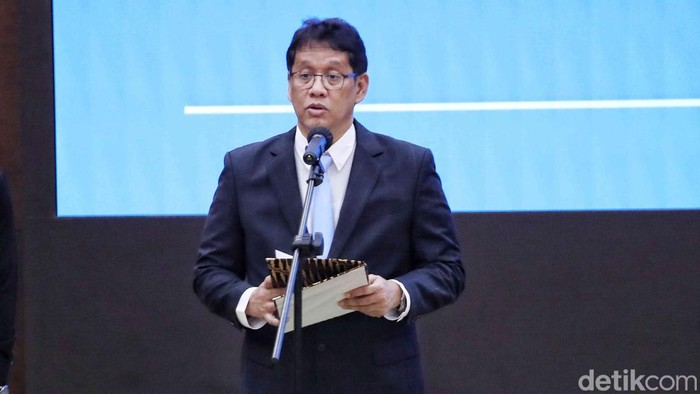 Pemerintah Siapkan Rp 55 Triliun Untuk THR PNS, TNI Dan Polri