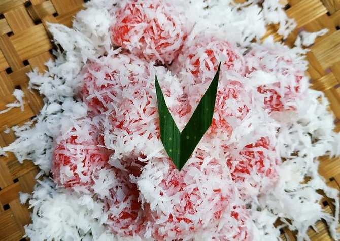 Kreasi Masakan Lezat Dengan Tepung Kanji, Cenil Salah Satunya!