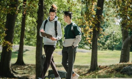 Peran Generasi Muda Dalam Membentuk Kebijakan Politik Negara