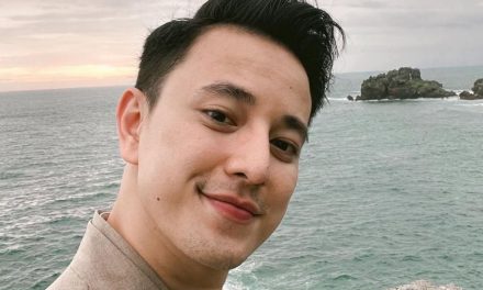 Mengenal Aktor Ganteng Yang Jago Berakting Billy Davidson