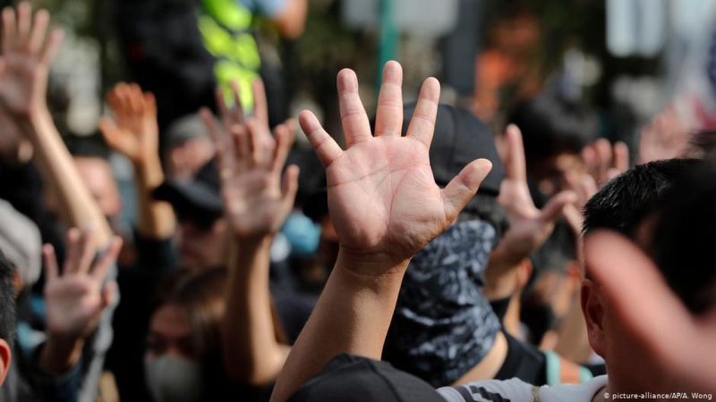 Bijak Dalam Demokrasi Sangat Penting Untuk Generasi Muda