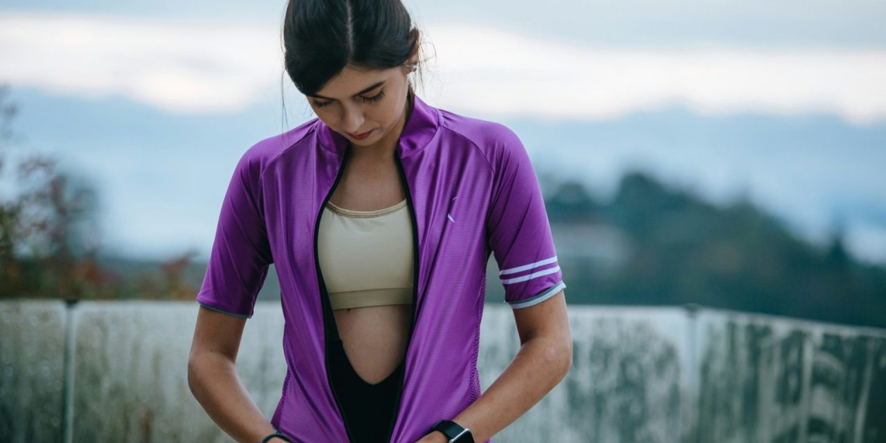 Jersey Sepeda Wanita Terbaik Untuk Tampilan Menarik