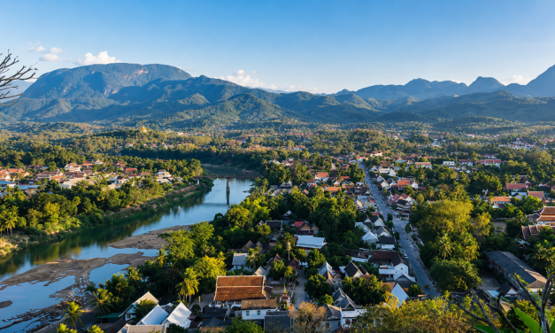 Luang Prabang: Perpaduan Budaya, Sejarah Alam Menakjubkan