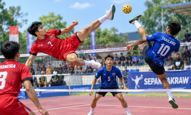 Olahraga Tradisional Takraw Gabungan Sepakbola Dan Voli
